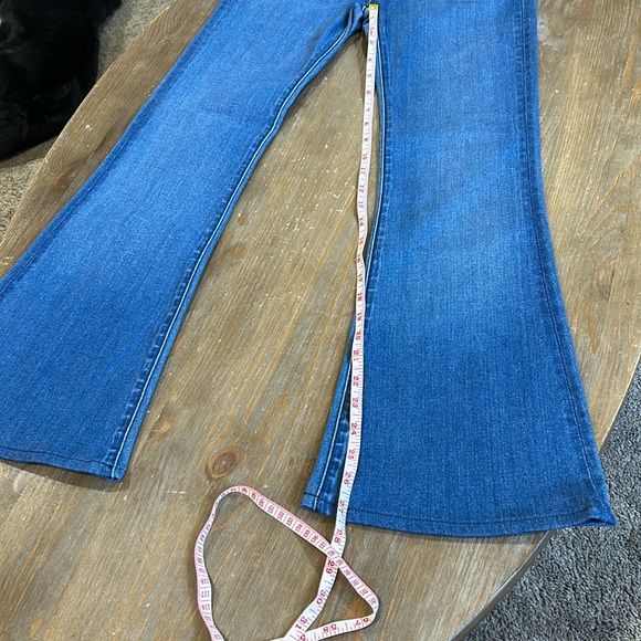 Hudson Flare Denim Jeans - Picture 17 of 17